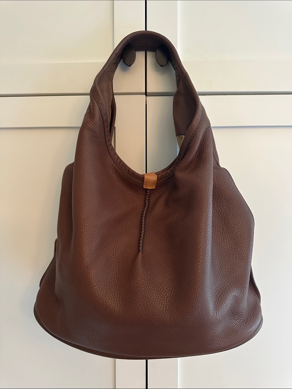 UGG AUSTRALIA PEBBLE LEATHER SLOUCHY HOBO BAG